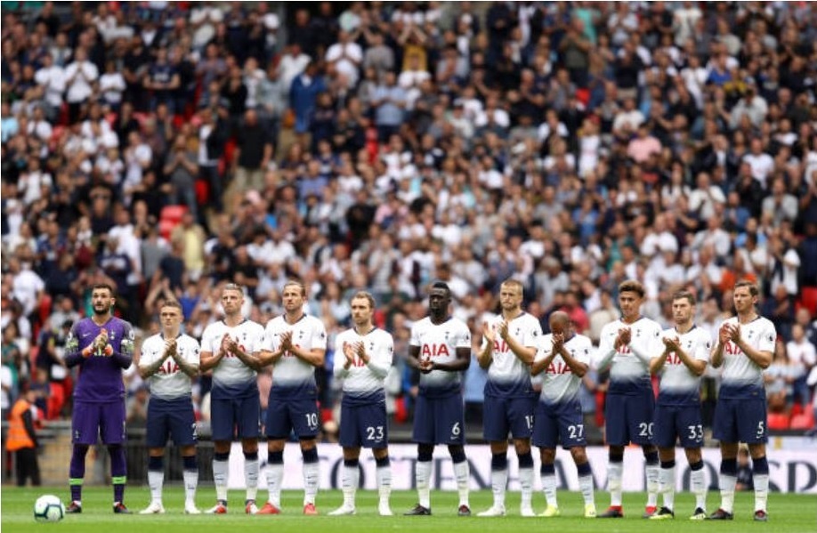 Harry Kane khai nong,  Tottenham de dang de bep Ful anh 1