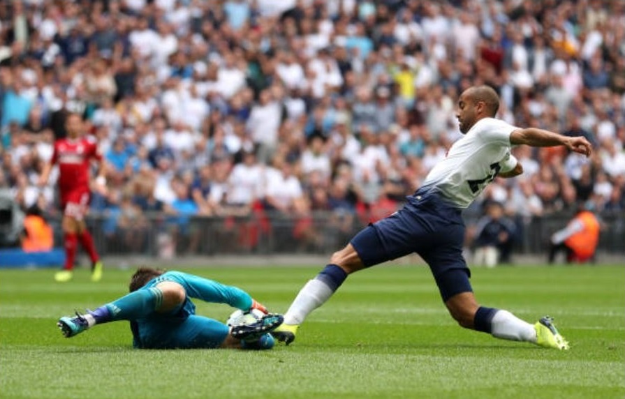 Harry Kane khai nong,  Tottenham de dang de bep Ful anh 3