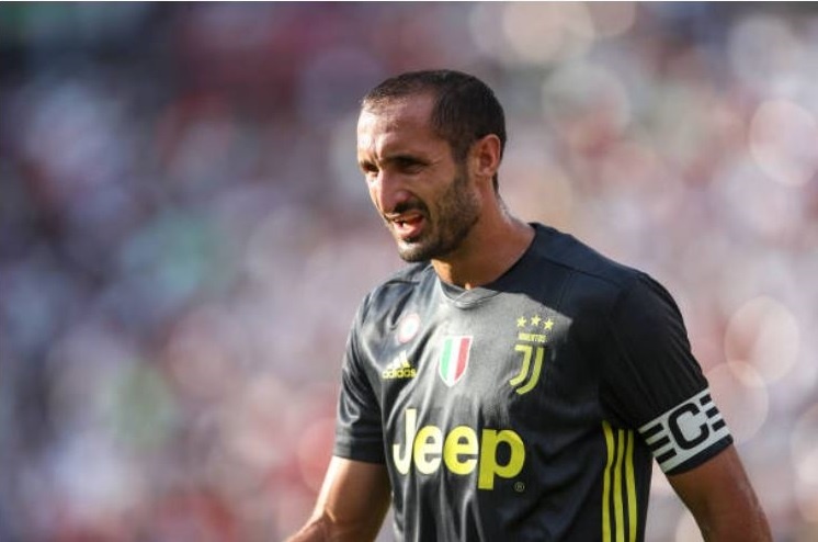 Cham diem Chievo 2-3 Juventus: Ronaldo ra mat thuy anh 4