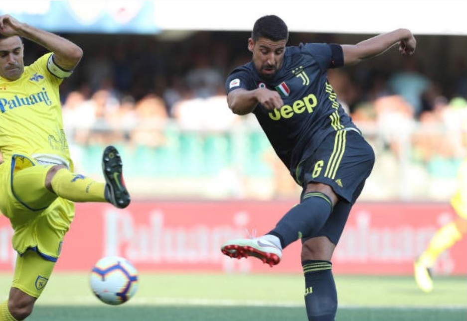 Cham diem Chievo 2-3 Juventus: Ronaldo ra mat thuy anh 6