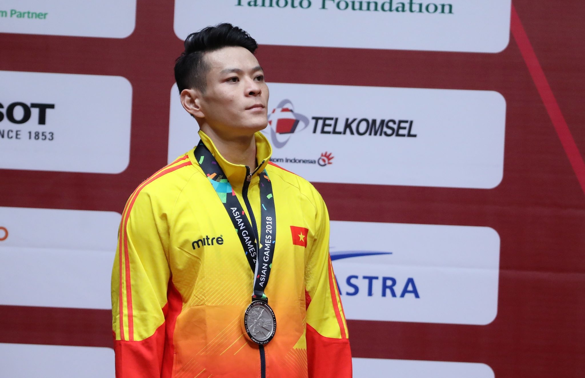 HLV cu ta Hoang Anh Tuan: ‘Kim Tuan that bai vi doi thu qua manh’ anh 2