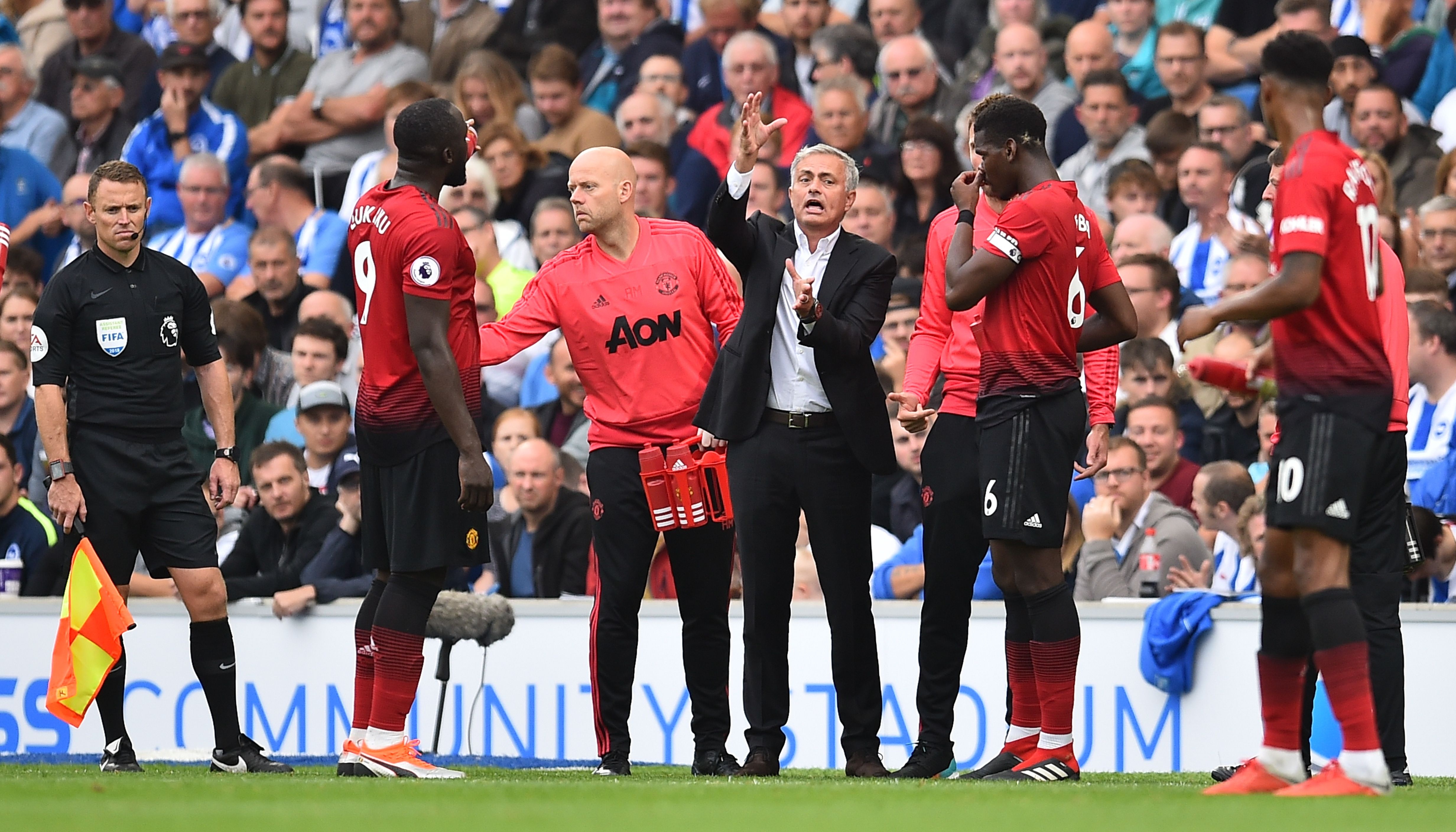 Thua Brighton, thứ MU mất nhiều nhất là cái uy ảnh 1 Thua Brighton, thu MU mat nhieu nhat la cai uy anh 1