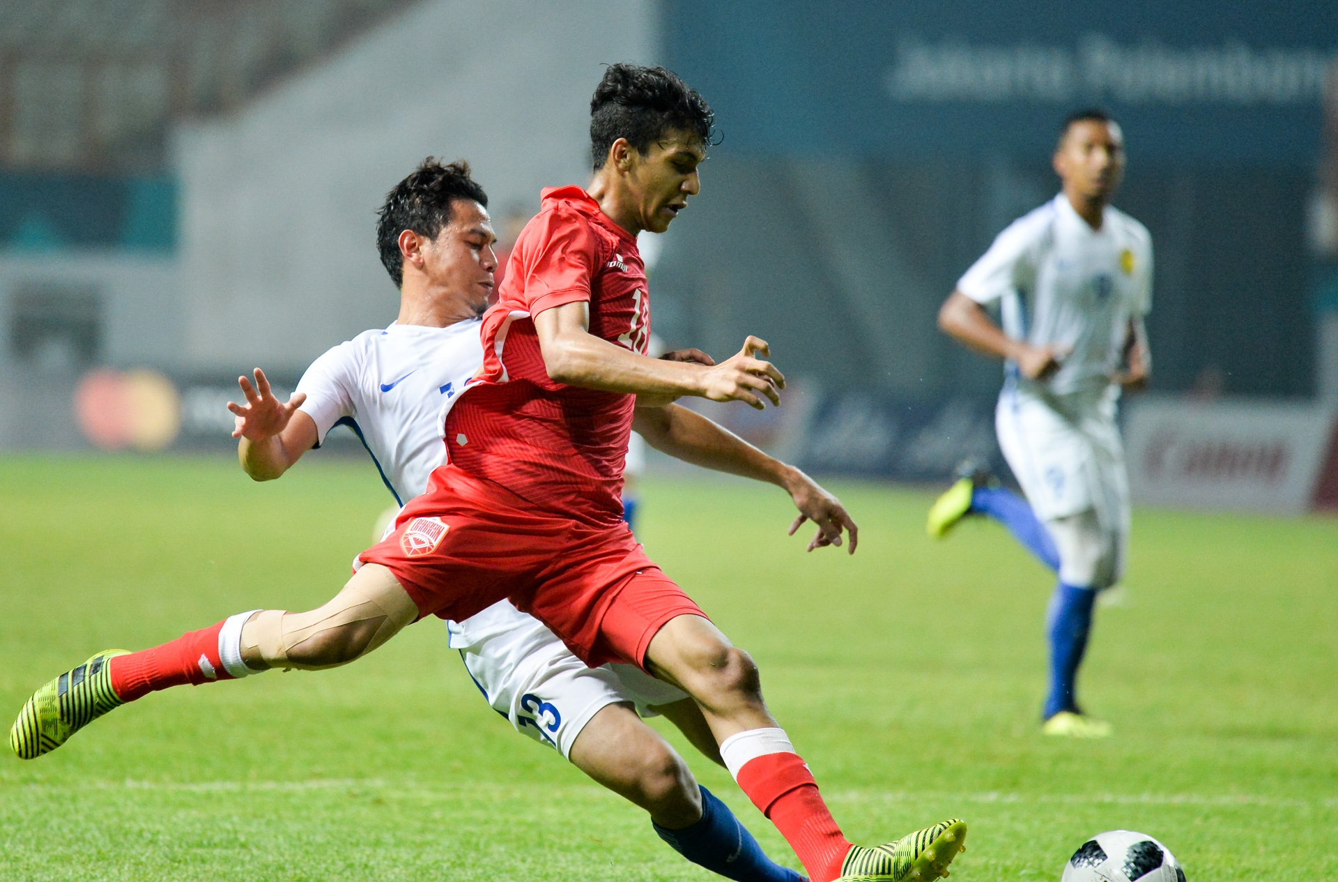 Gap Bahrain,  Olympic Viet Nam manh va yeu o dau? anh 4