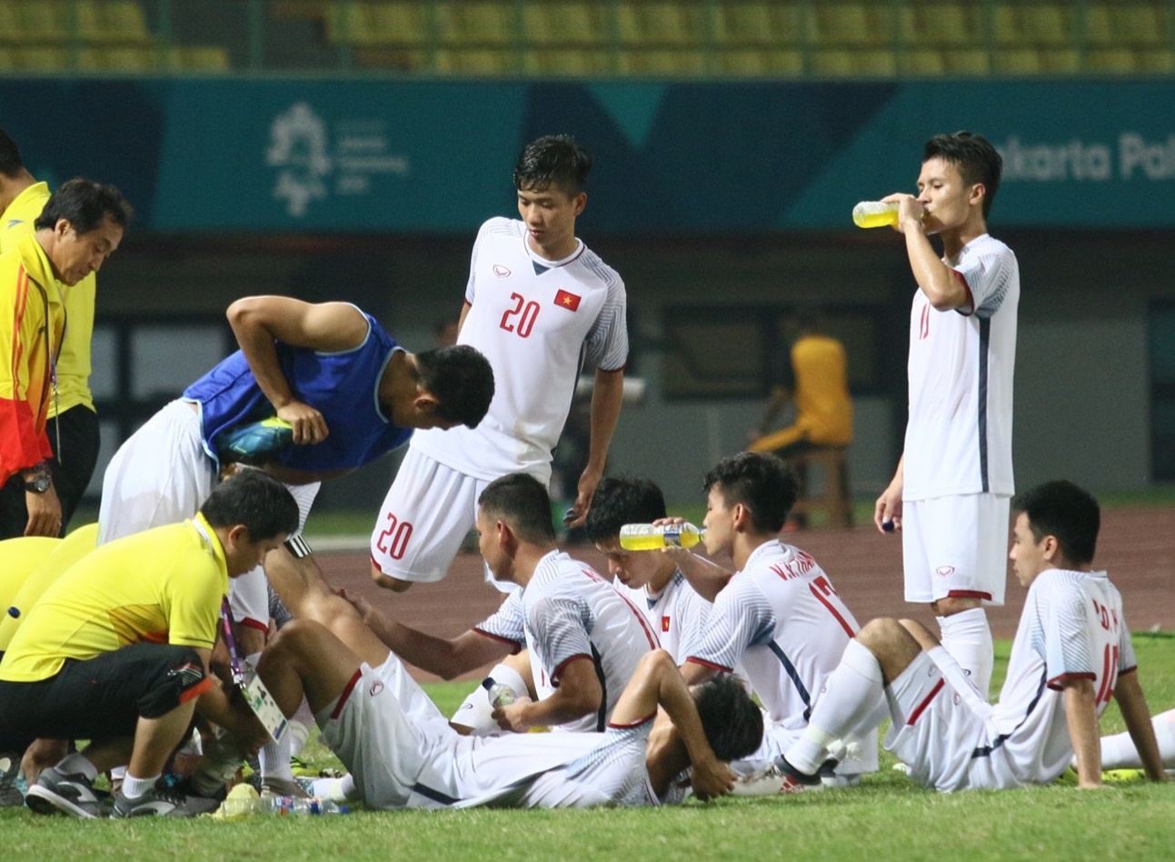 Olympic Việt Nam đổ máu vì chiến tích ảnh 1 Olympic Viet Nam do mau vi chien tich anh 1