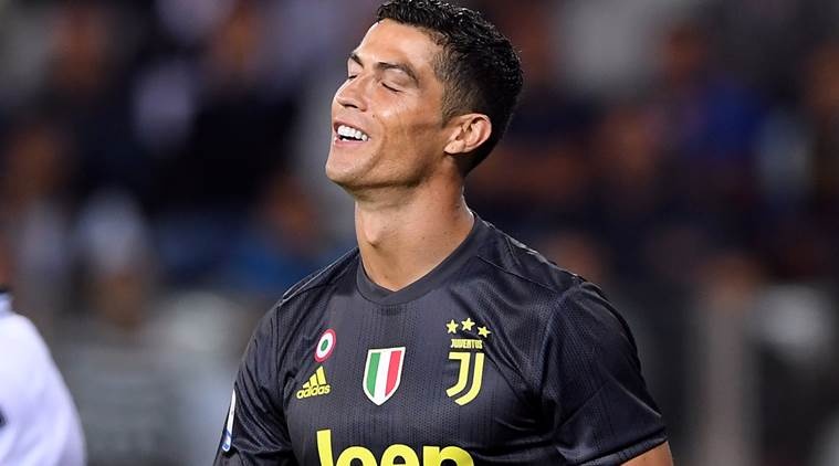 Cristiano Ronaldo bi huyen thoai Juventus chi trich hinh anh