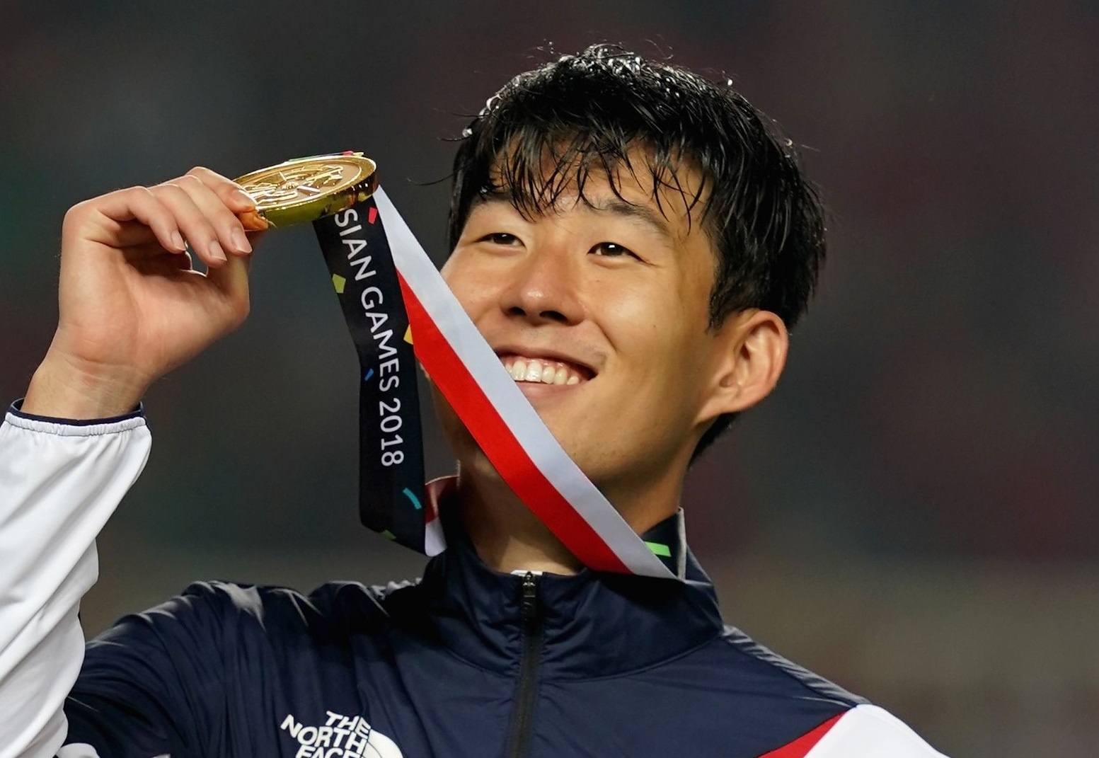 Tottenham ton that nang ve luc luong truoc dai chien Liverpool hinh anh