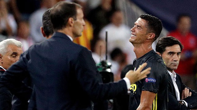 Ronaldo bi duoi khoi san, Juve van co chien thang o Champions League hinh anh