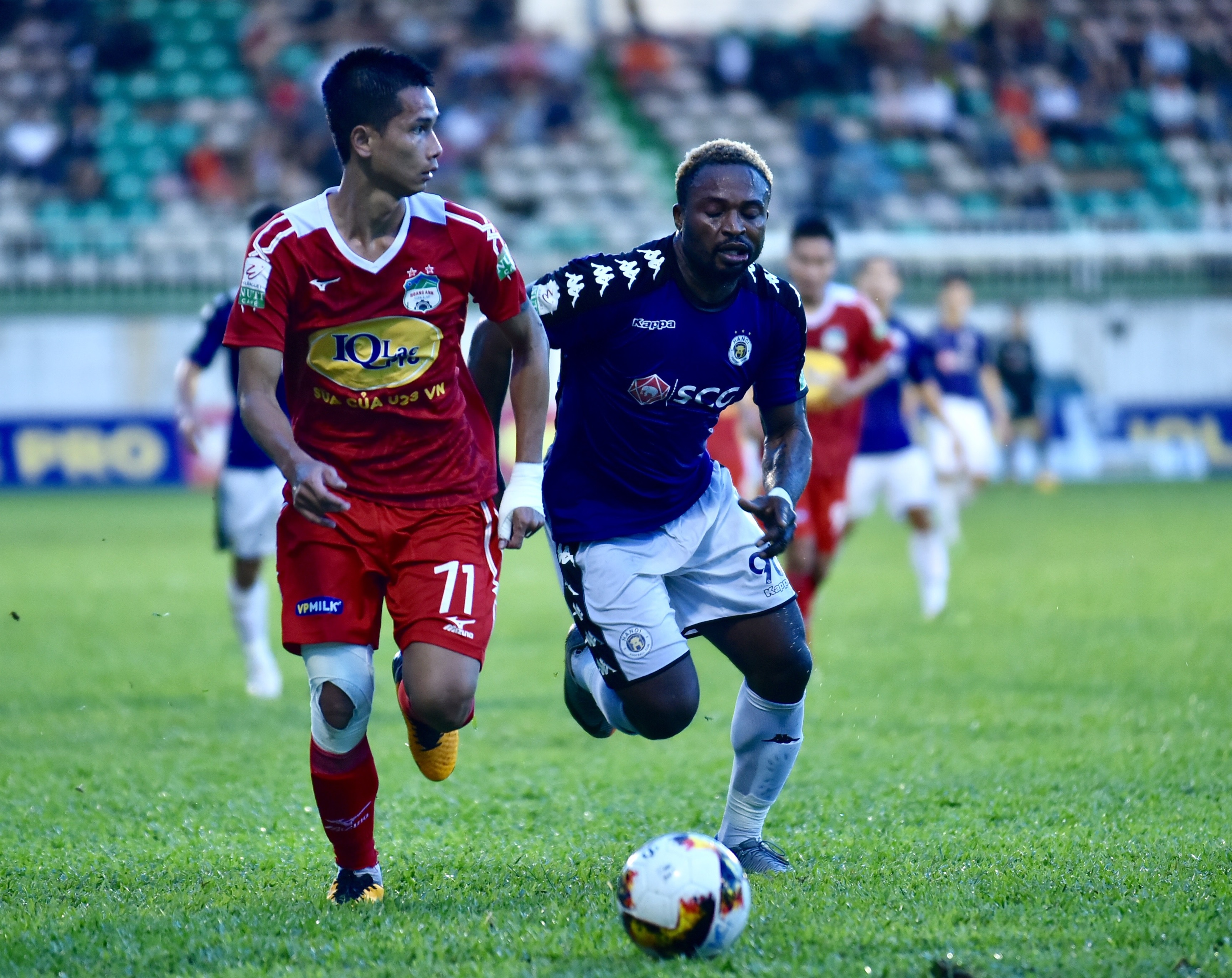 HAGL lo tru hang sau tran thua Ha Noi anh 1