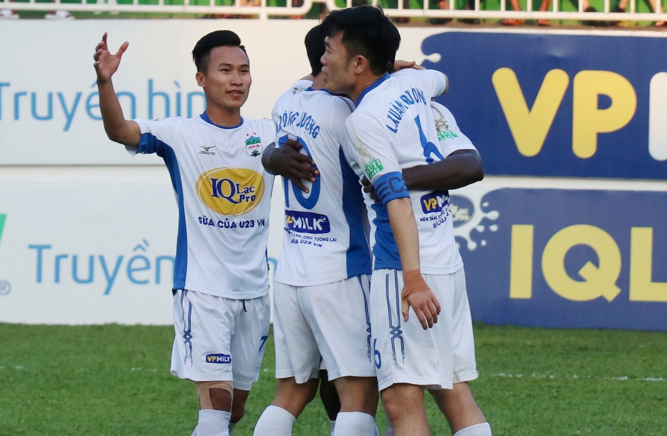 HAGL lo tru hang sau tran thua Ha Noi anh 2