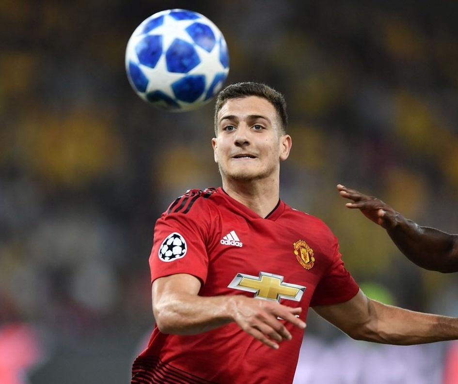 Pogba, Dalot duoc Mourinho ca ngoi sau tran thang cua MU hinh anh