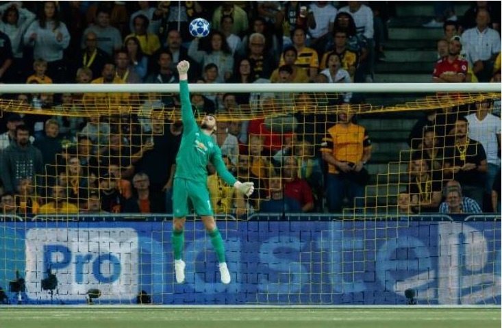 Pogba toa sang ruc ro anh 1