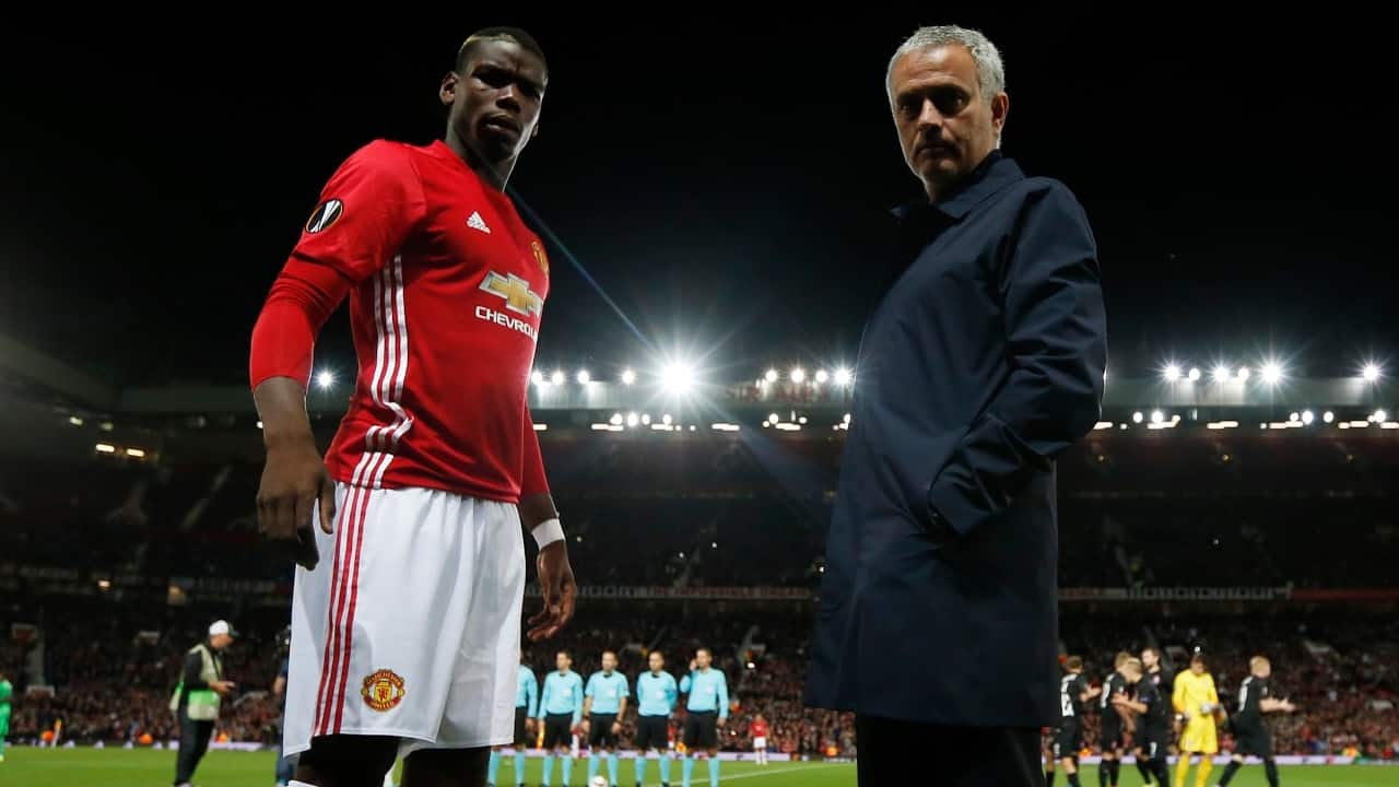 Mourinho am chi Pogba: ‘Khong ai la so mot o Manchester United’ hinh anh