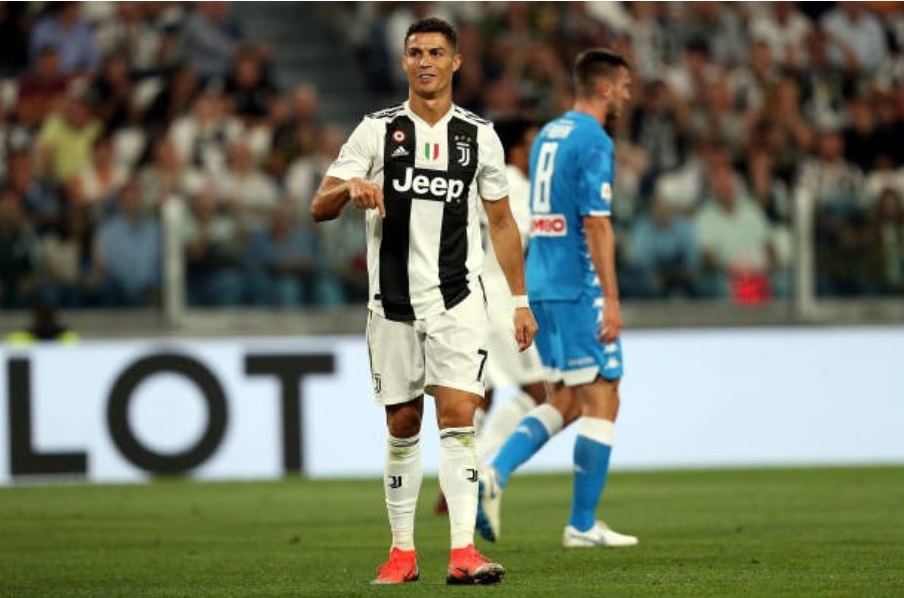 Cham diem tran Juventus 3-1 Napoli: Ronaldo de lai dau an anh 10