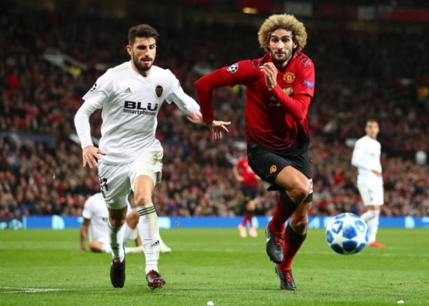 Cham diem MU 0-0 Valencia: Pogba ruc sang,  Lukaku lai gay that vong anh 6