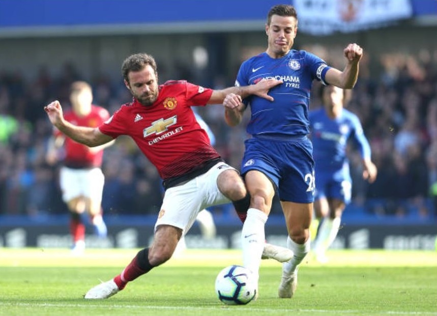 Cham diem tran Chelsea 2-2 MU: Martial,  Pogba ruc sang anh 8