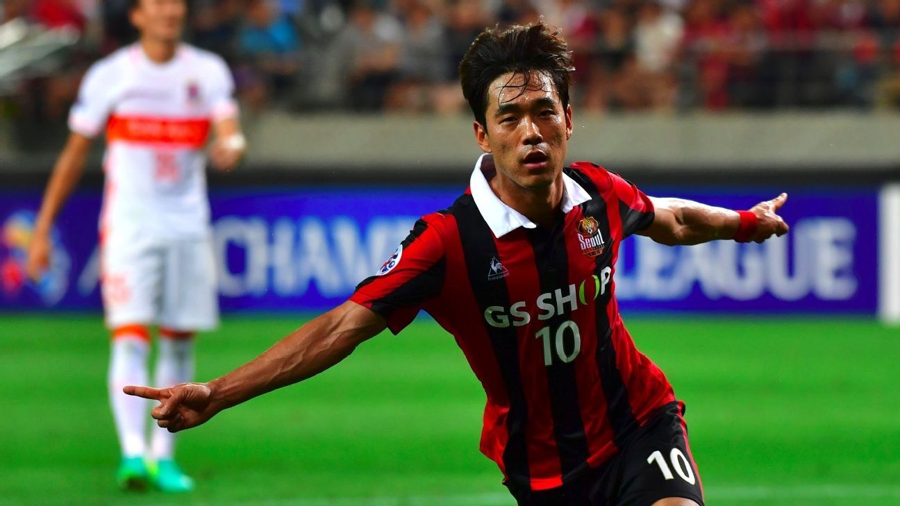 DT Viet Nam co the dung do cuu tien dao Arsenal o tran giao huu hinh anh