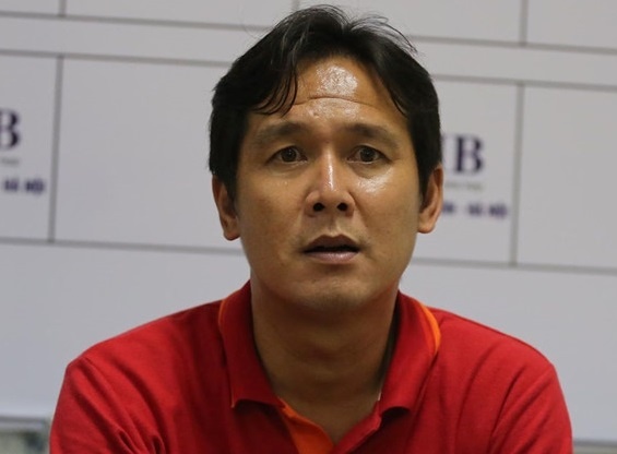 Huy Toan soc truoc thong tin HLV Minh Phuong chia tay CLB Da Nang hinh anh