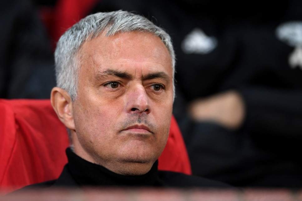 HLV Mourinho: 'MU phong ngu tham hoa truoc Bournemouth' hinh anh