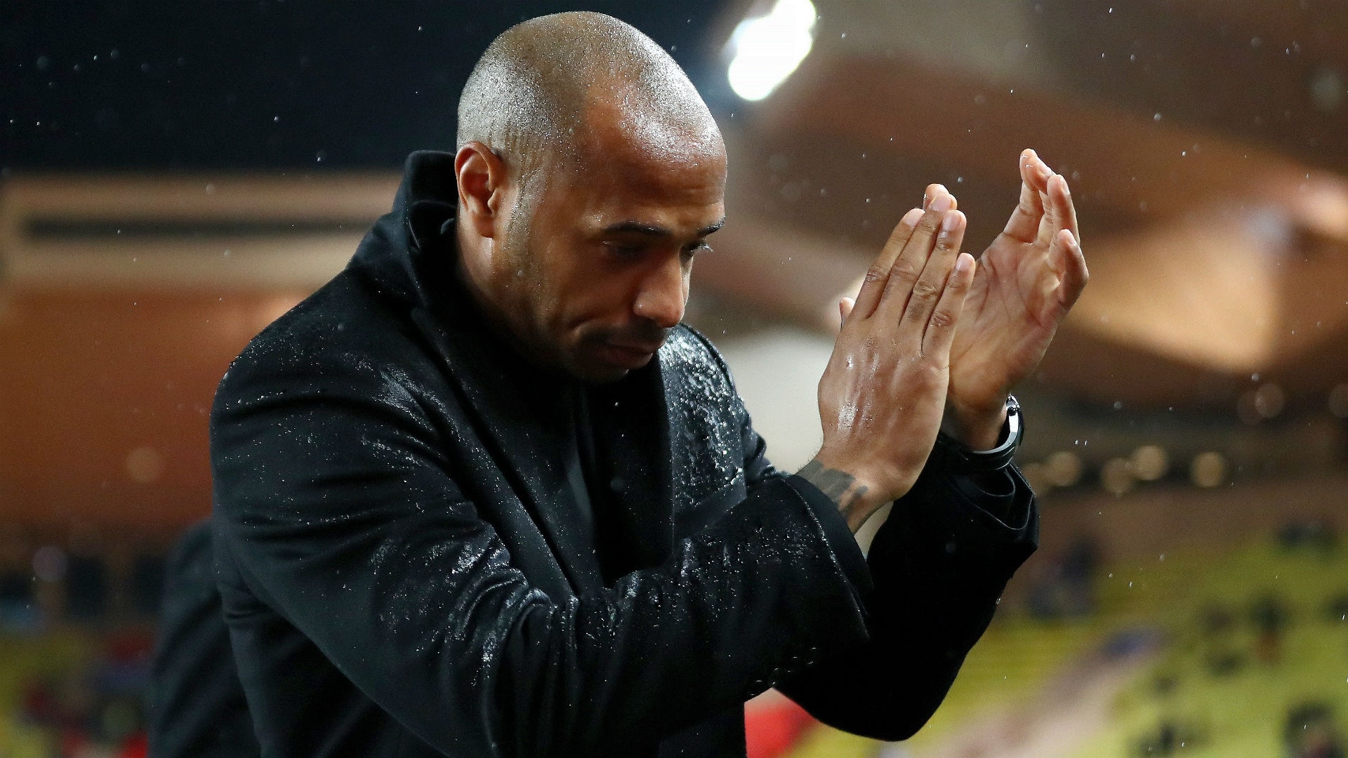 Henry lâm vào cơn khủng hoảng nghiêm trọng cùng Monaco ảnh 2 Henry lam vao con khung hoang nghiem trong cung Monaco anh 2