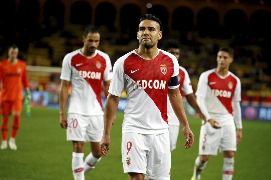 Henry lâm vào cơn khủng hoảng nghiêm trọng cùng Monaco ảnh 1 Henry lam vao con khung hoang nghiem trong cung Monaco anh 1
