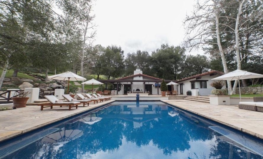 Biet thu 10 trieu USD chim trong bien lua cua sao One Direction co gi? anh 3