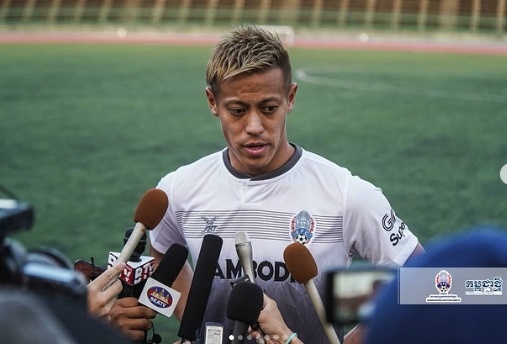 ‘Keisuke Honda se tu hao vi cac tuyen thu Campuchia’ hinh anh