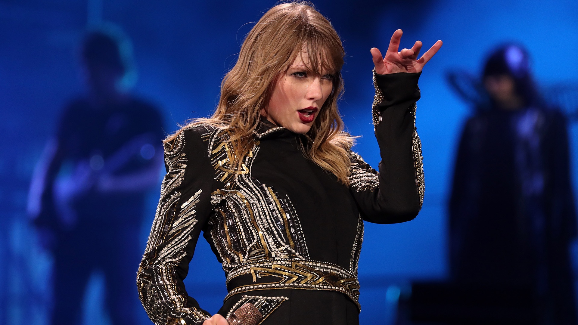 Taylor Swift xep sau Katy Perry o danh sach kiem tien gioi nhat nam 2018 anh 9