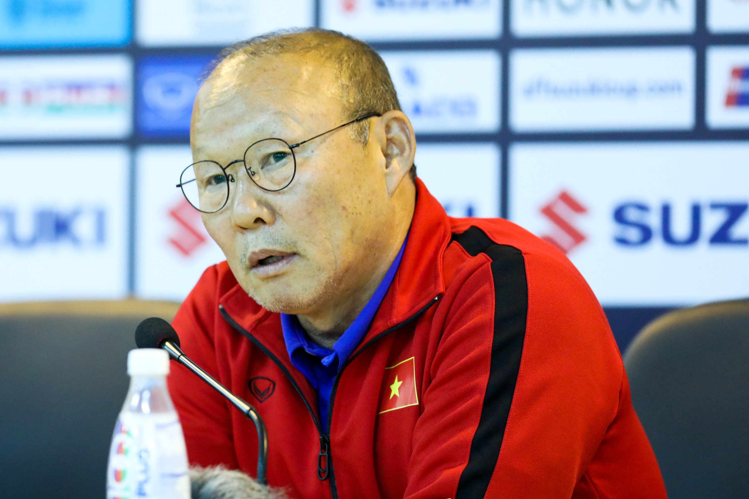 HLV Hoang Van Phuc: ‘Thay tro ong Park Hang-seo se phu dau Campuchia’ anh 1