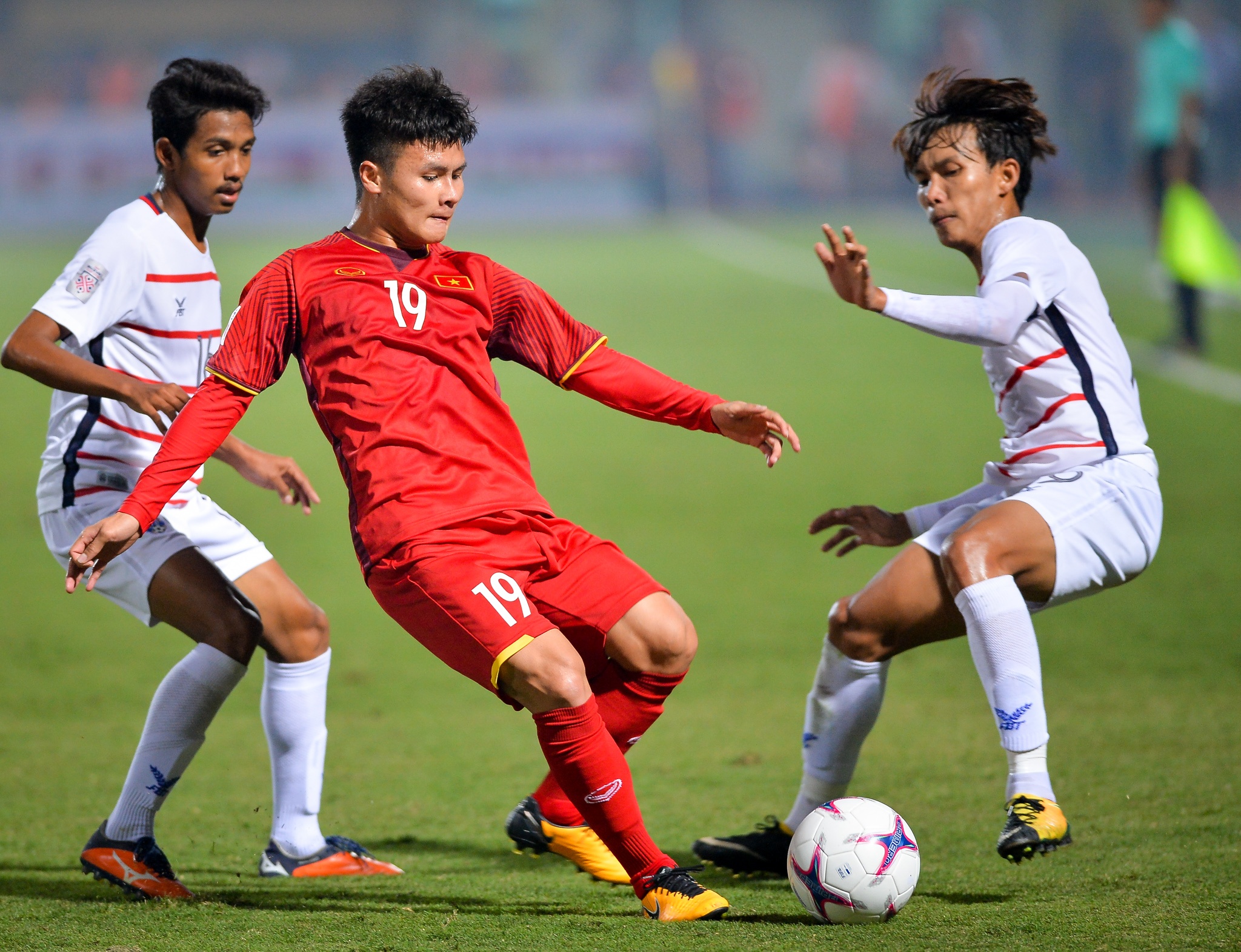 Quang Hai va nhung ung vien cho danh hieu cau thu hay nhat AFF Cup 2018 anh 7
