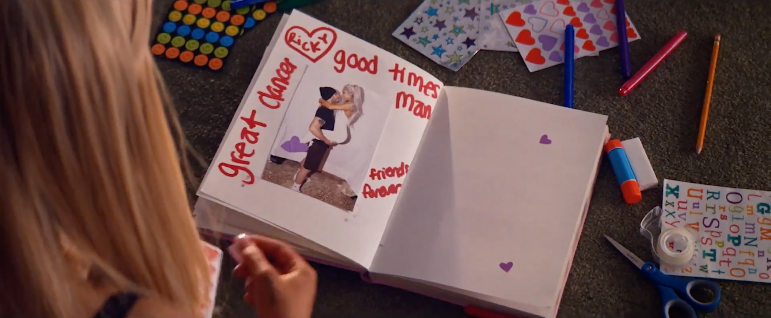 Bon tinh cu duoc Ariana Grande nhac den trong ban hit Thank U,  Next anh 2