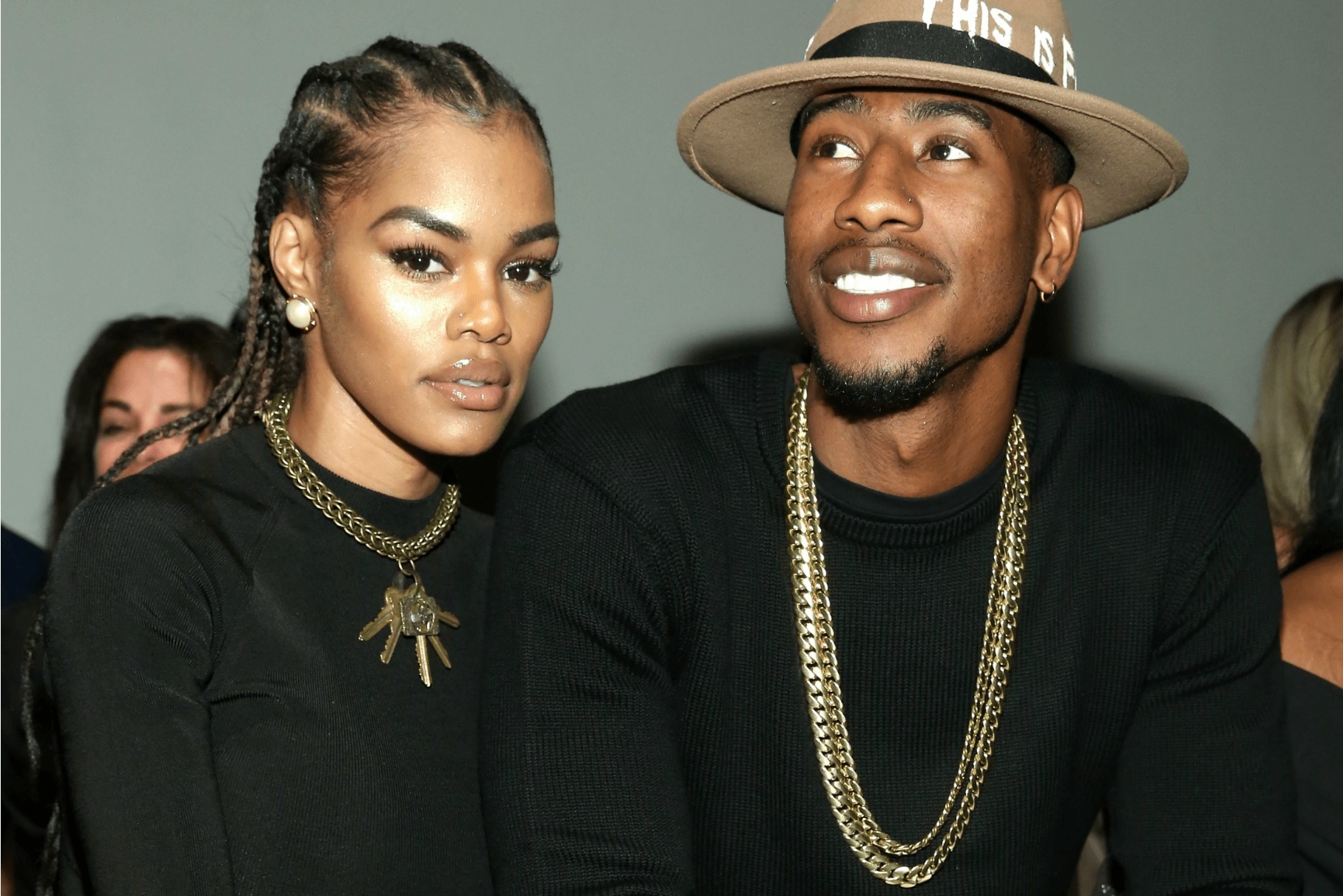 loat sao giai tri yeu cau thu bong ro anh 1