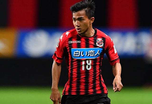 Sao Thai Lan nhan giai cau thu hay nhat tai CLB o Nhat Ban hinh anh