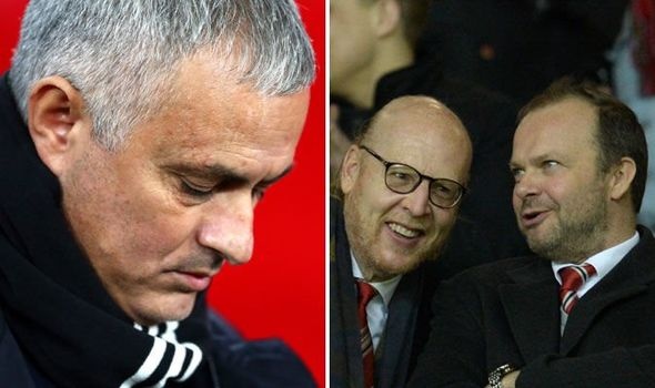 ‘MU sa thai Mourinho dung luc, se phuc hoi neu bo nhiem Zidane’ hinh anh