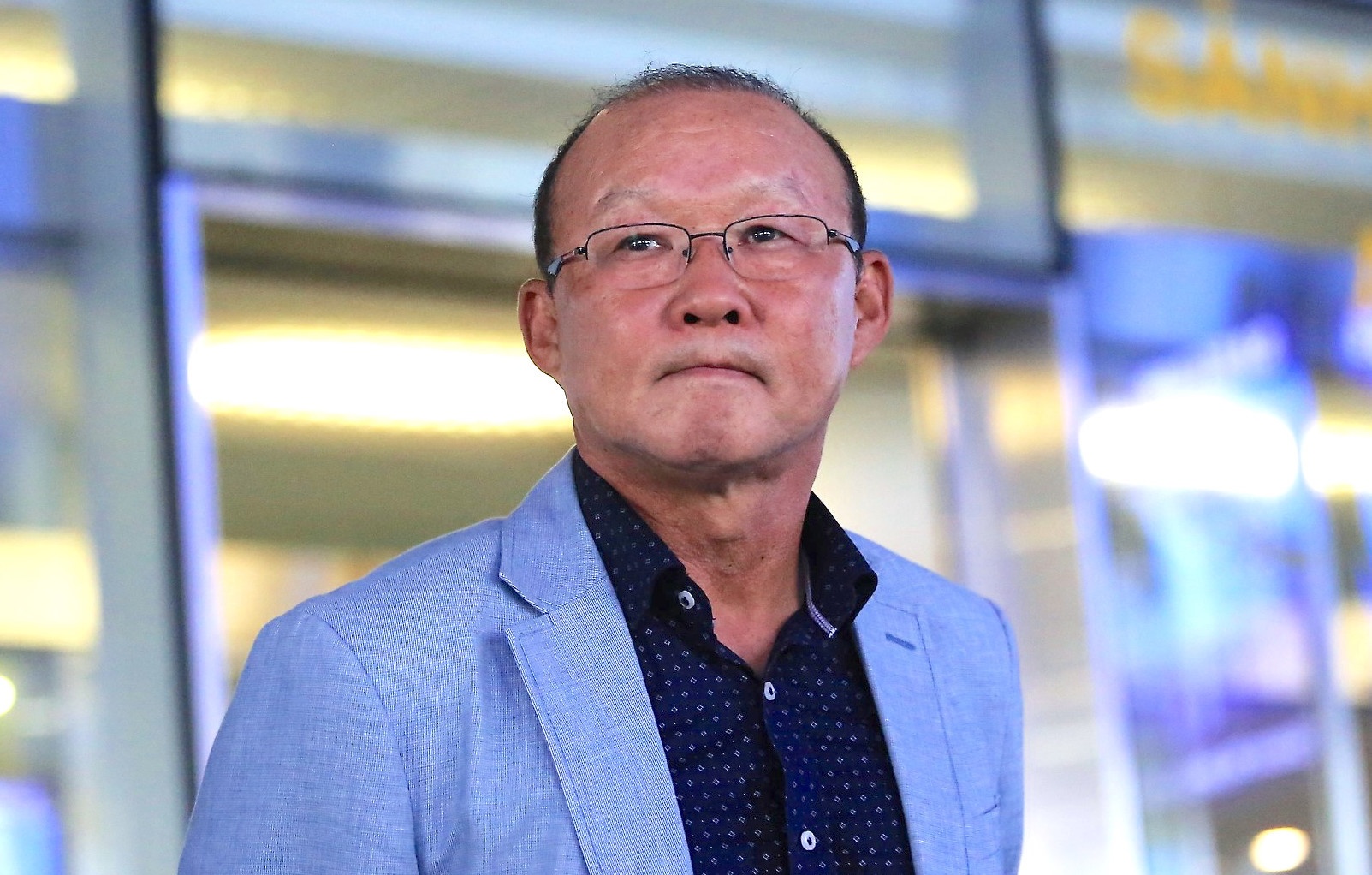 HLV Park Hang-seo duoc Hiep hoi nha bao chau A vinh danh hinh anh