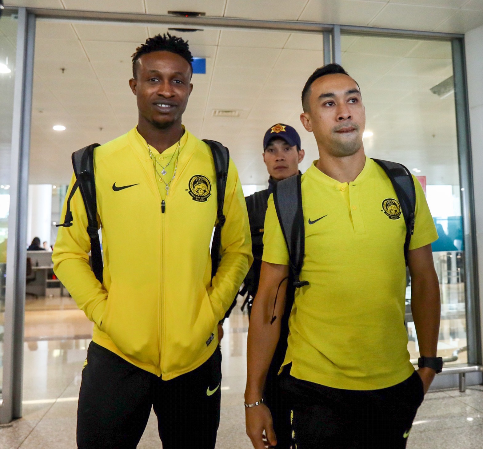 Sumareh ngỡ ngàng trước án phạt nặng sau chung kết AFF Cup ảnh 1 Sumareh ngo ngang truoc an phat nang sau chung ket AFF Cup anh 1