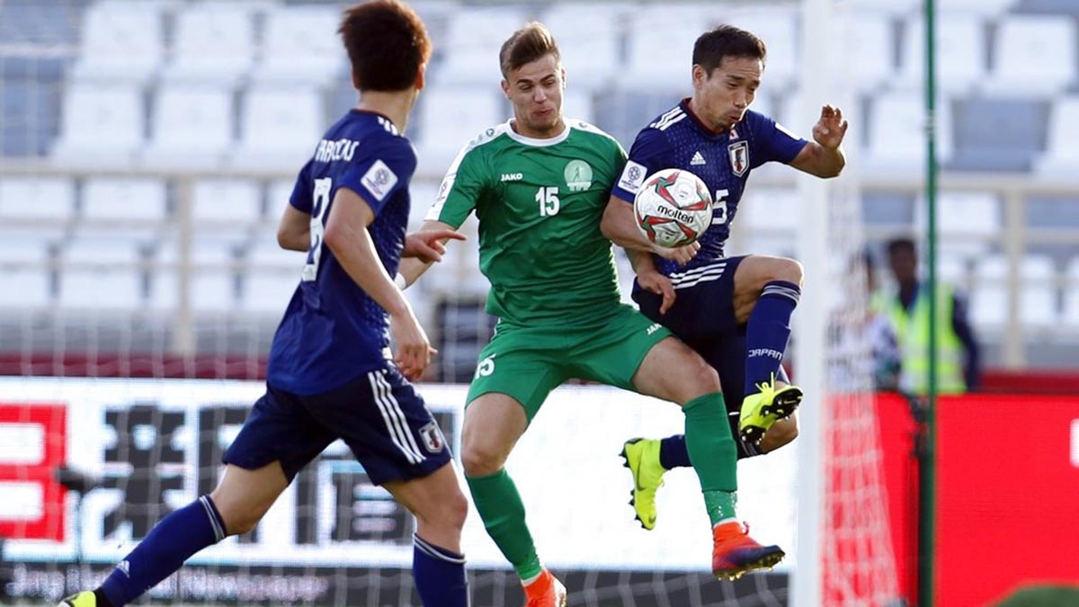 HLV Nhật Bản hạnh phúc sau trận thắng đầu tiên ở Asian Cup ảnh 1 HLV Nhat Ban hanh phuc sau tran thang dau tien o Asian Cup anh 1