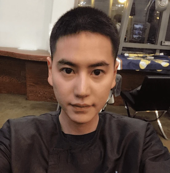 G-Dragon va cac thanh vien Big Bang dong loat xuat ngu trong nam 2019 anh 4