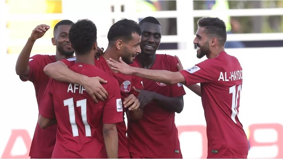 Tuyen Qatar thang CHDCND Trieu Tien 6-0 bang cu poker cua Almoez Ali hinh anh