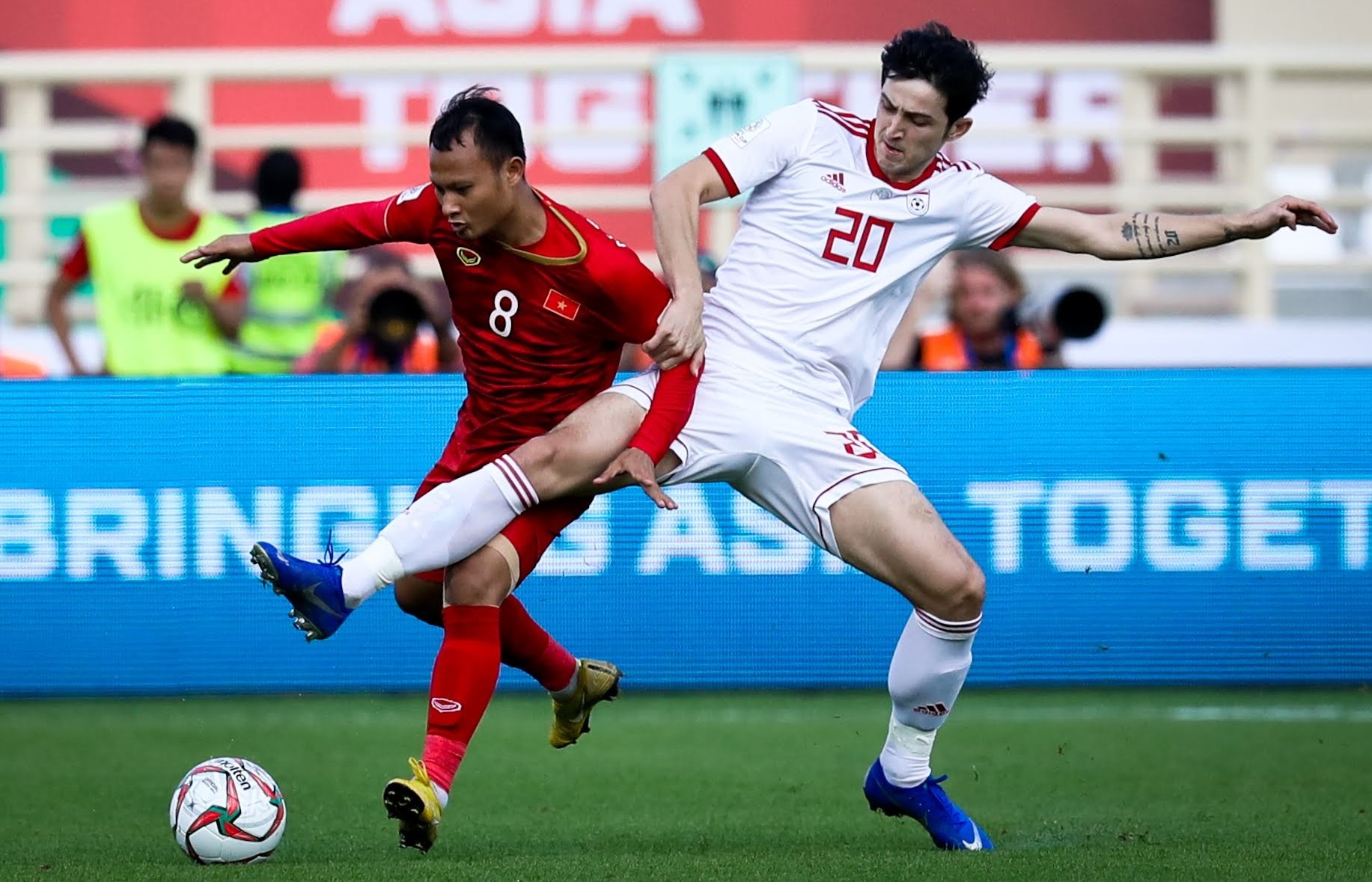 Hau ve Iran: ‘Tuyen Viet Nam se dang gom co the hinh tot’ anh 1