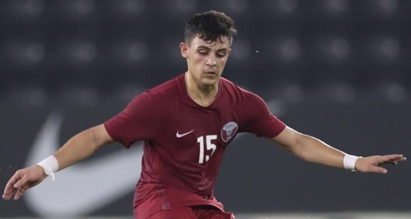 Quế Ngọc Hải lọt top 5 hậu vệ hay nhất vòng bảng Asian Cup ảnh 1 Que Ngoc Hai lot top 5 hau ve hay nhat vong bang Asian Cup anh 1