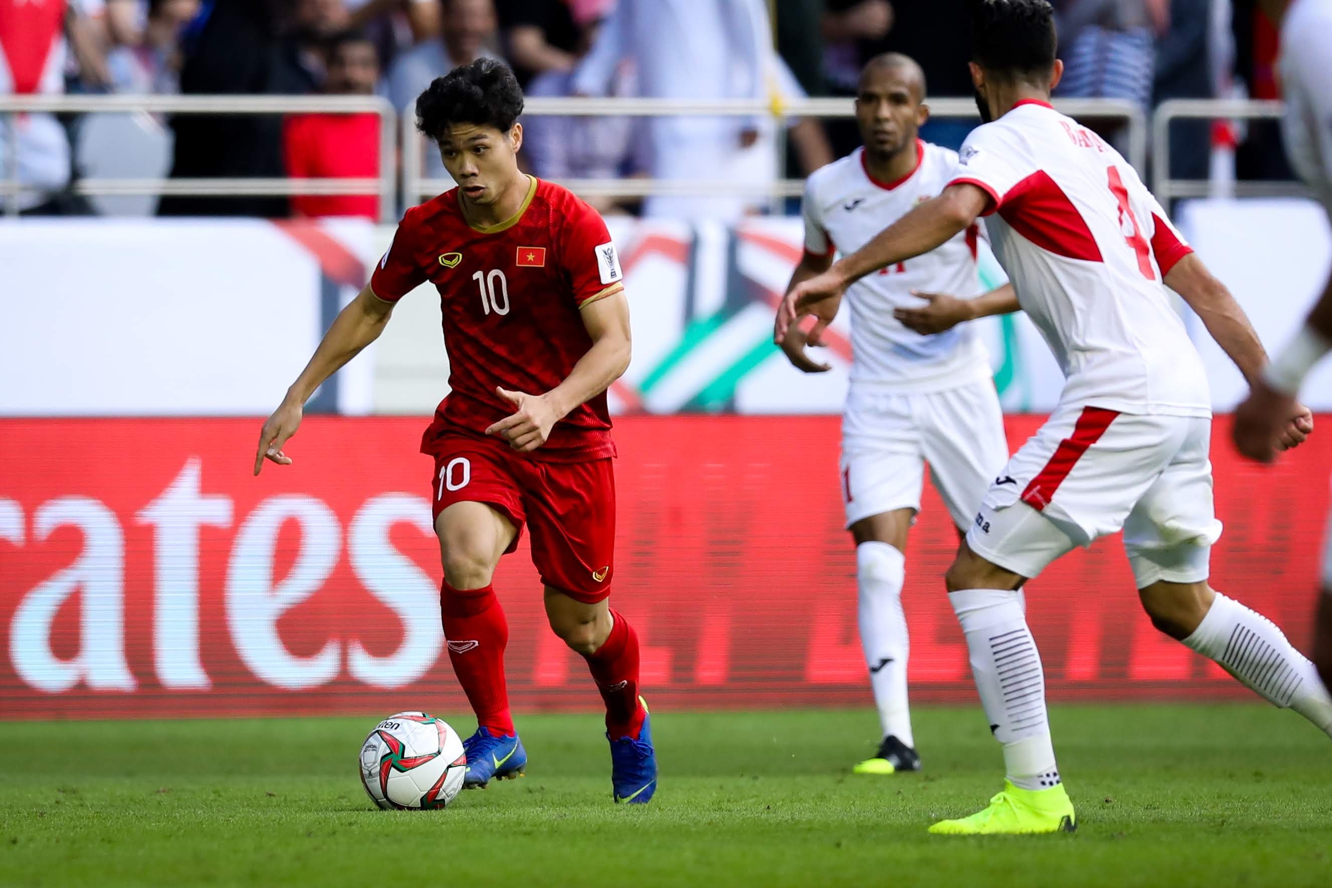 Maya Yoshida – thử thách cực đại cho Công Phượng ảnh 4 Maya Yoshida – thu thach cuc dai cho Cong Phuong anh 4