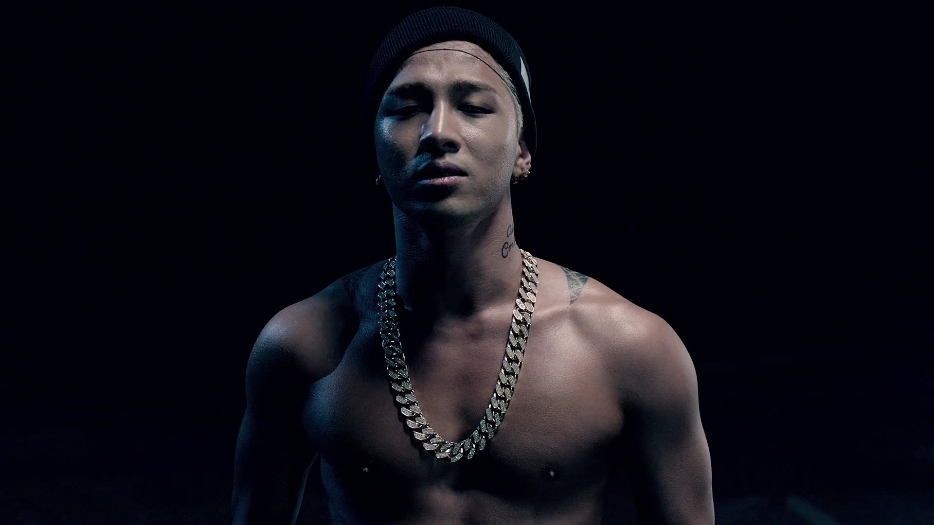 Bi Rain don luong fan ky luc trong lich su ca si solo o Kpop anh 9