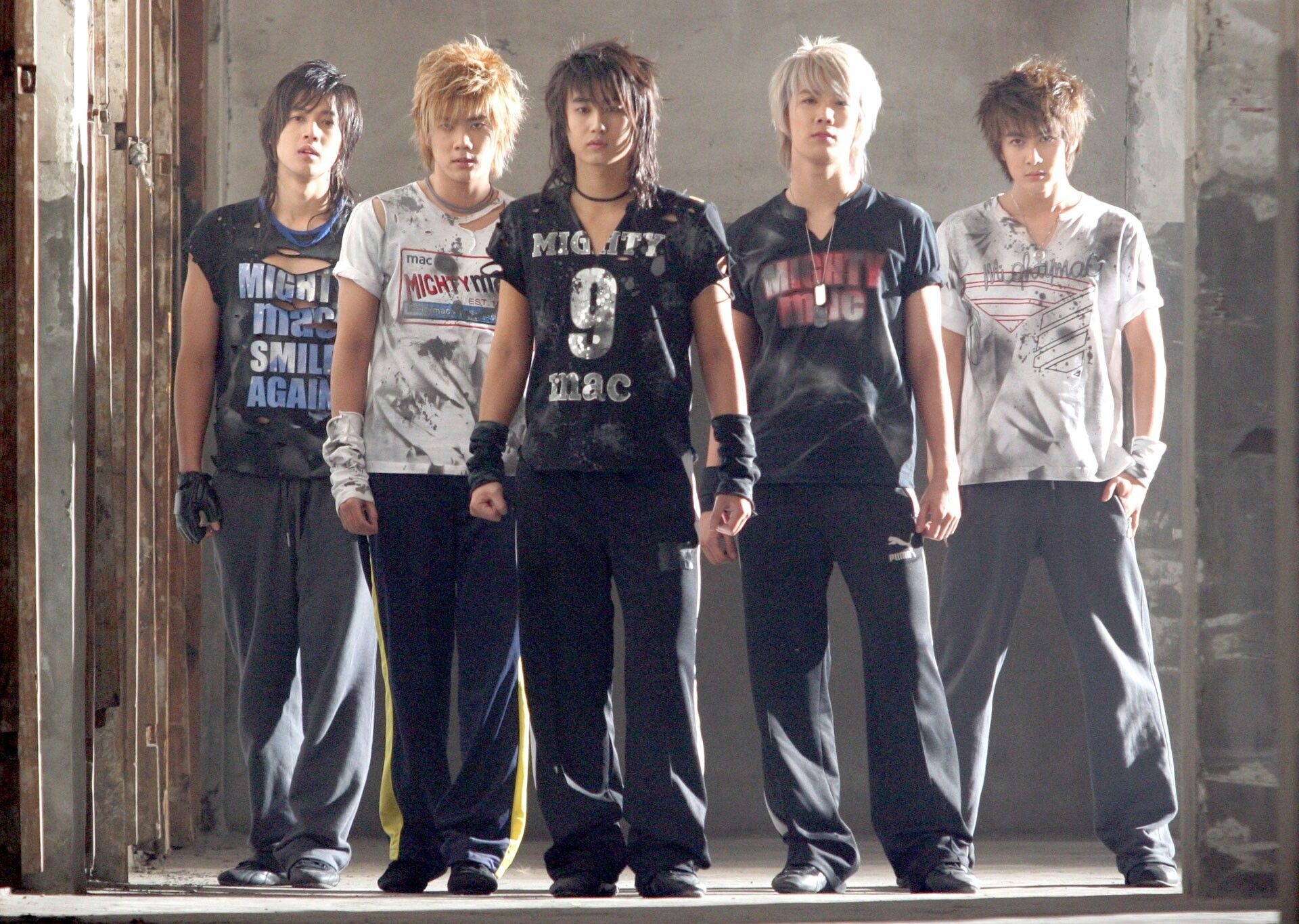 SNSD chi con danh xung,  Big Bang tam roi dinh cao anh 14