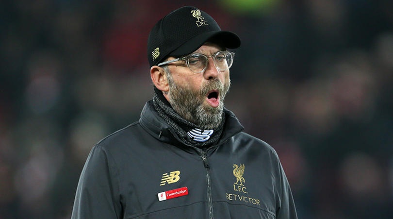 Liverpool mat ngoi dau, HLV Klopp do loi cho thoi tiet hinh anh
