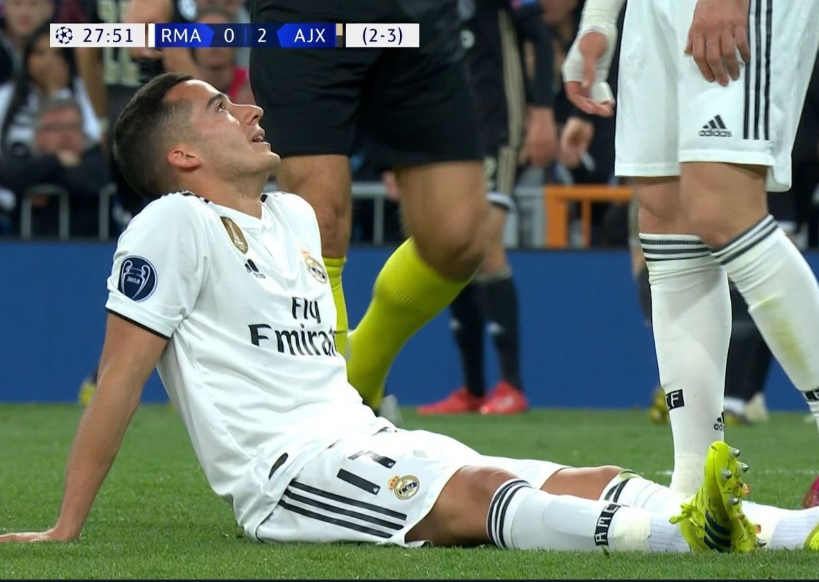 Cầu thủ Real Madrid òa khóc trên sân ảnh 1 Cau thu Real Madrid oa khoc tren san anh 1