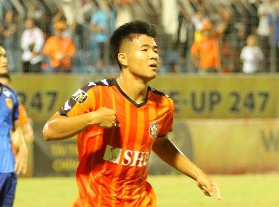 HLV Huynh Duc: ‘Duc Chinh giai toa ap luc sau ban thang dau tien' hinh anh