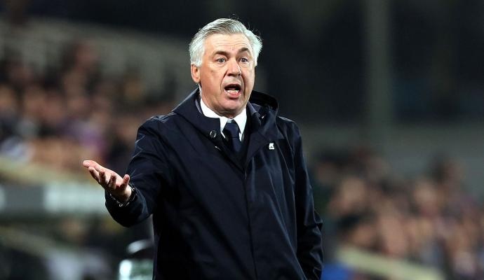 Carlo Ancelotti: ‘Toi se nhay cau neu la HLV cua PSG’ hinh anh