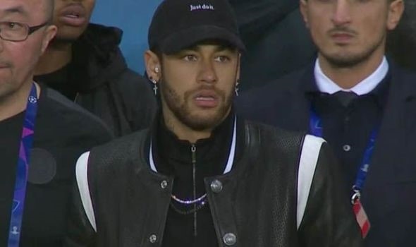 Neymar doi mat an phat nang sau khi doi an thua du voi trong tai hinh anh