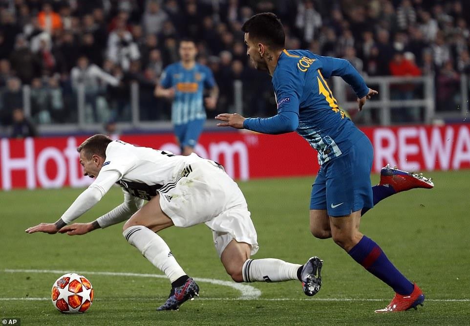 Federico Bernardeschi: Kien truc su tao nen tuyet tac Ronaldo anh 3