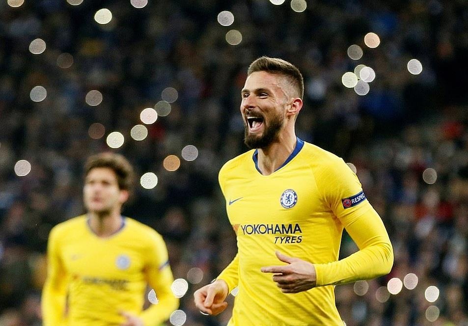 Giroud lap hat-trick, Chelsea thang tien vao tu ket Europa League hinh anh